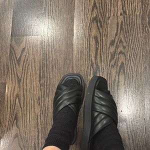 H&M Black Quilted Sandals leather